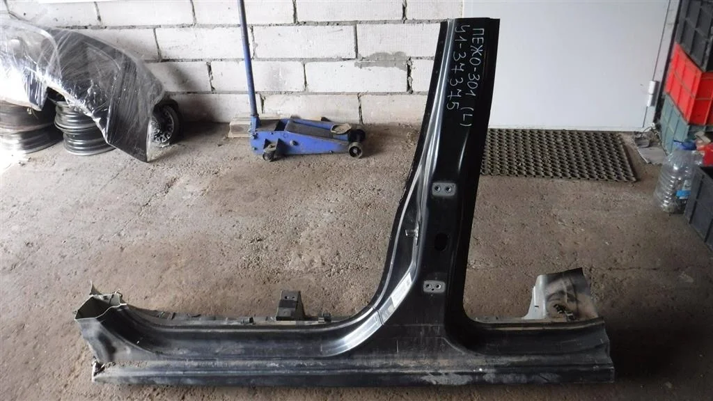 Порог со стойкой левый Peugeot 301 I (2012—2016)