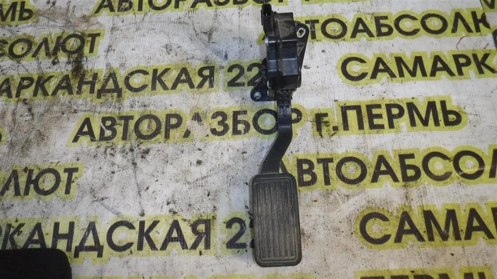 Педаль газа Mazda CX-7 I (2006—2009)
