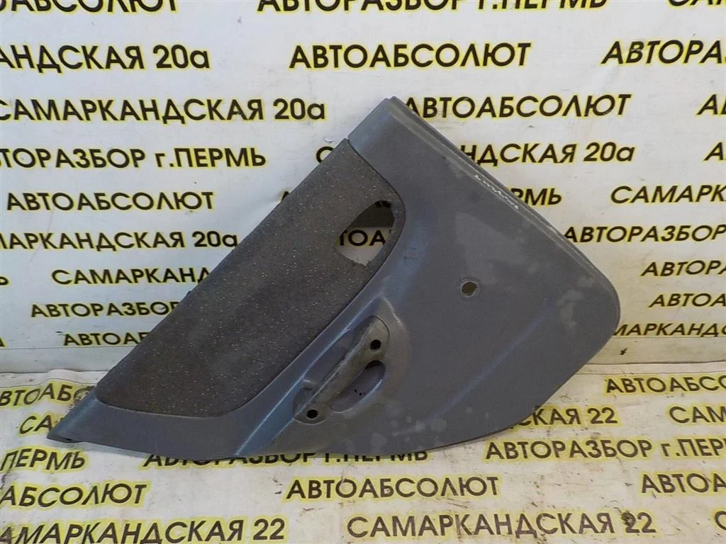 Обшивка двери задней левой Hyundai Accent II (1999—2012)