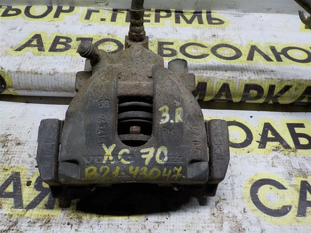 Суппорт задний правый Volvo XC70 I (2000—2004)