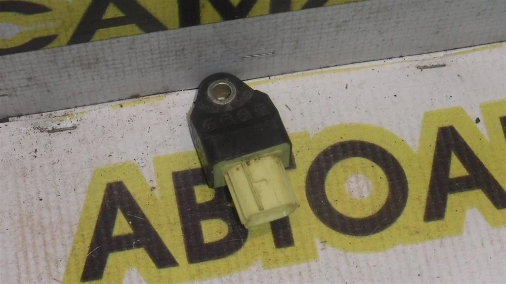 Датчик AIR BAG Toyota Camry XV40 (2006—2009)