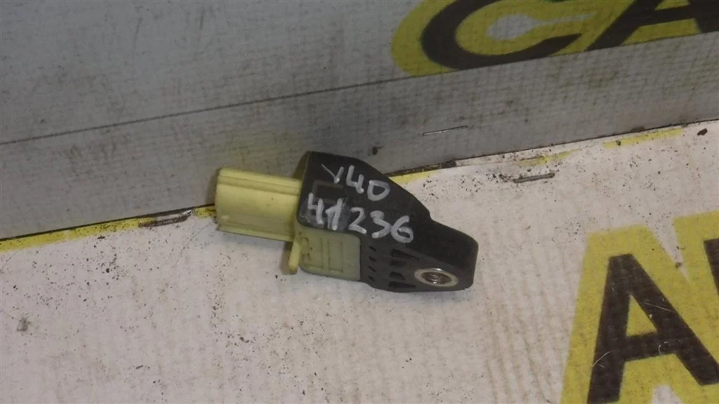 Датчик AIR BAG Toyota Camry XV40 (2006—2009)