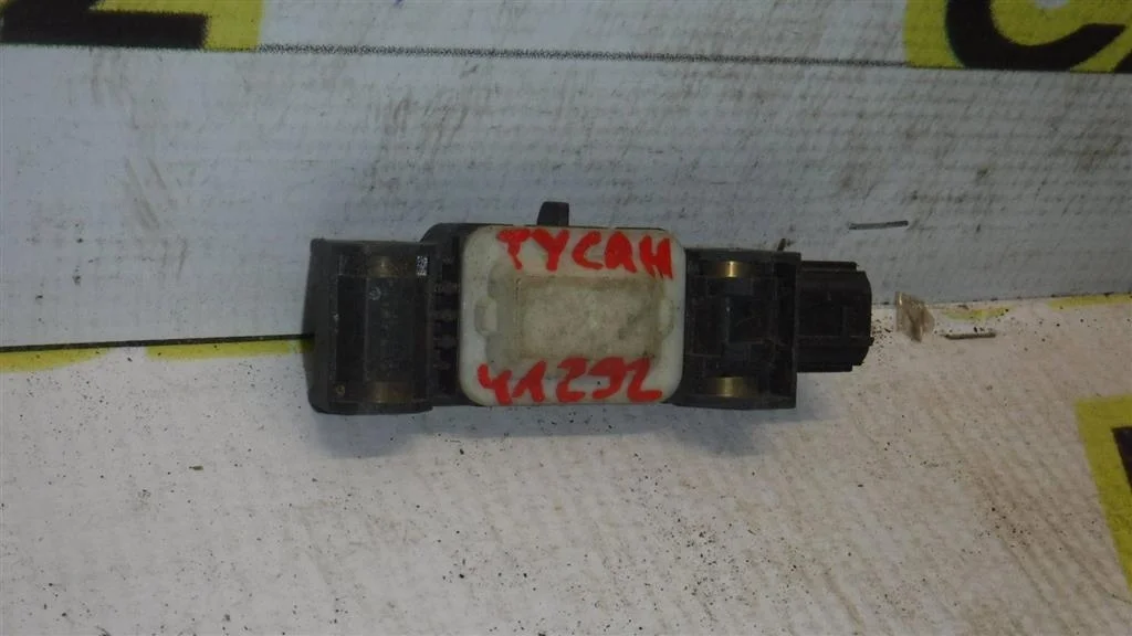 Датчик AIR BAG Hyundai Tucson I (2004—2015)