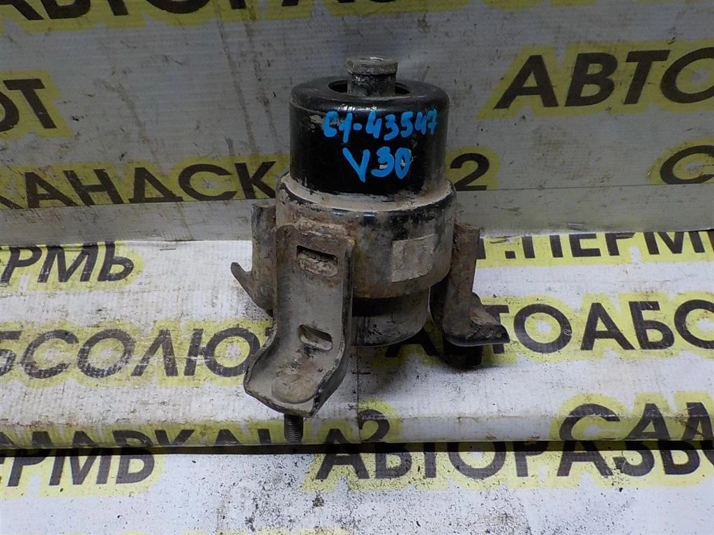 Опора двигателя правая Toyota Camry XV30 (2001—2006)