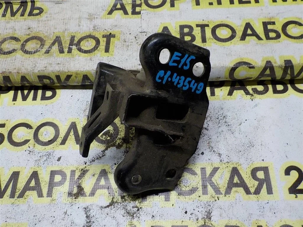 Опора КПП левая Toyota Corolla X (2006—2010)