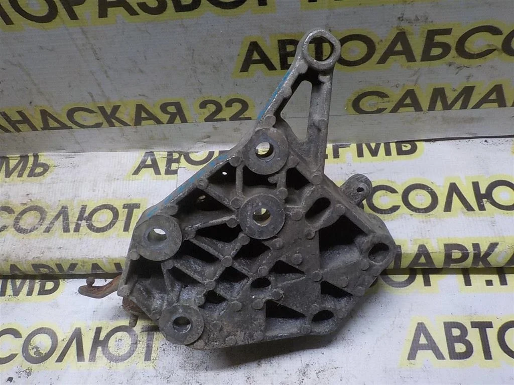 Кронштейн КПП левый Peugeot Boxer II (2006—2014)