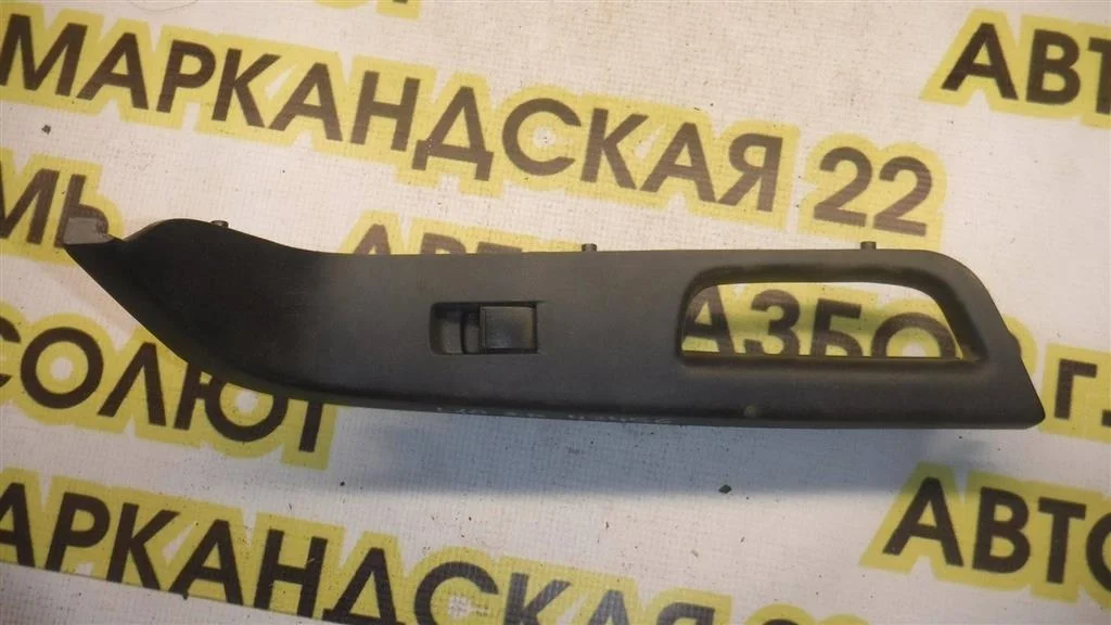 Кнопка стеклоподъемника Mitsubishi Lancer X (2007—2010)