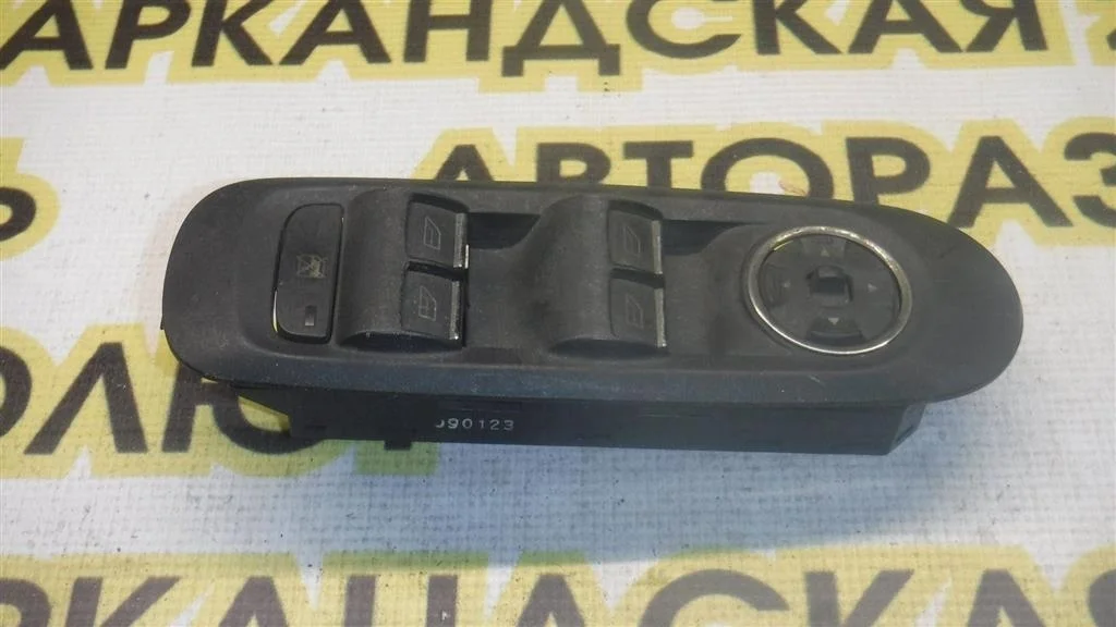 Блок управления стеклоподъемниками Ford Mondeo IV (2006—2010)