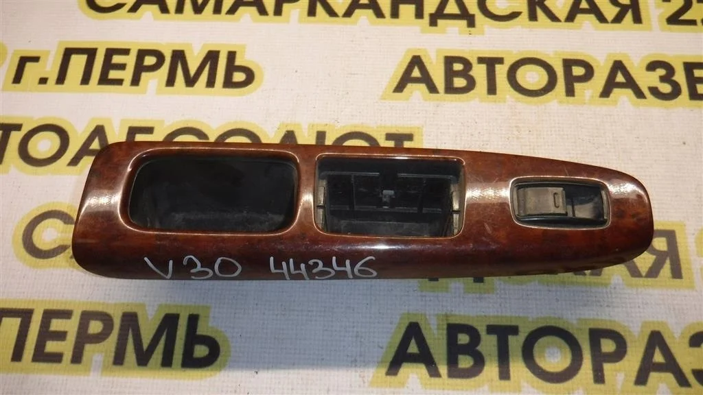 Кнопка стеклоподъемника Toyota Camry XV30 (2001—2006)