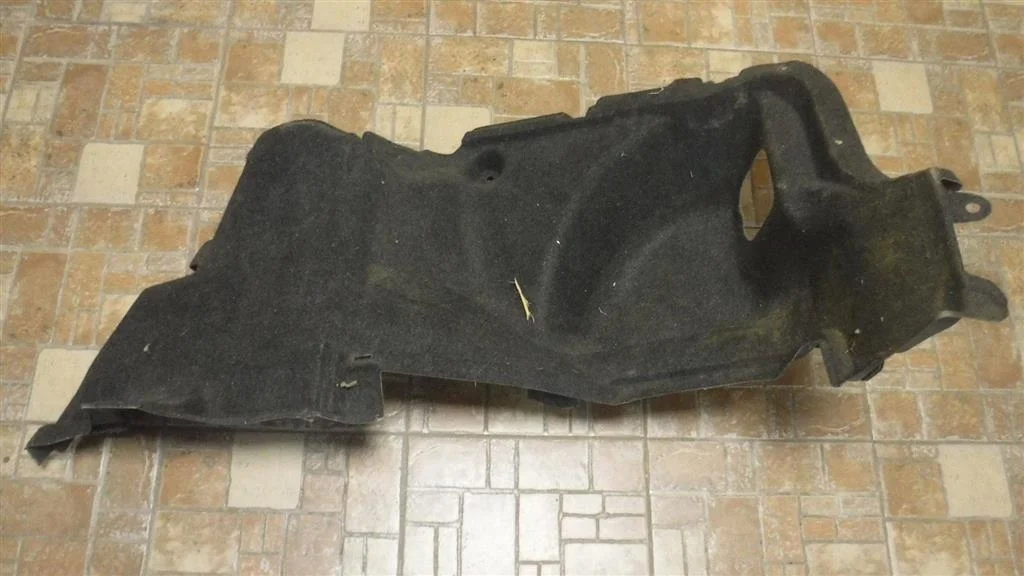 Обшивка багажника Toyota Corolla X (2006—2010)