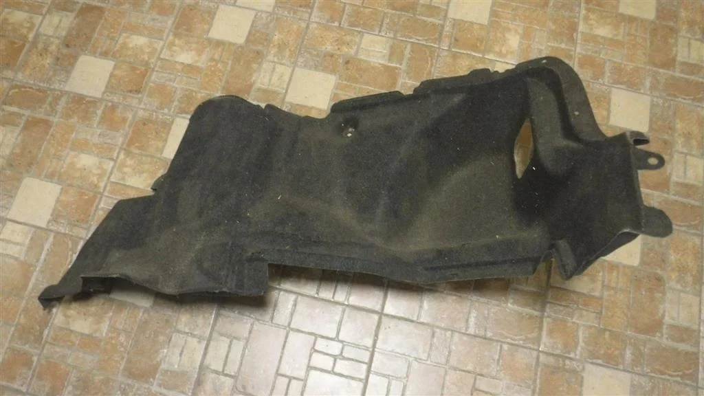 Обшивка багажника Toyota Corolla X (2006—2010)