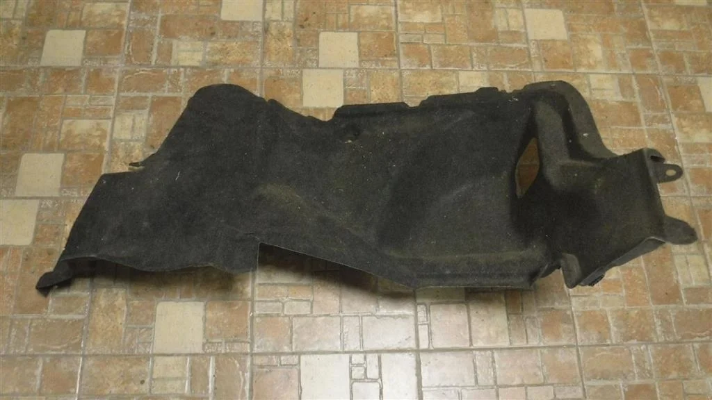 Обшивка багажника Toyota Corolla X (2006—2010)