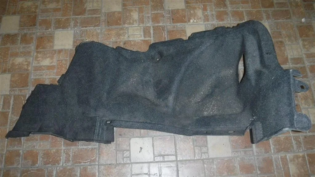 Обшивка багажника Toyota Corolla X (2006—2010)