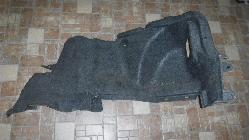 Обшивка багажника Toyota Corolla X (2006—2010)