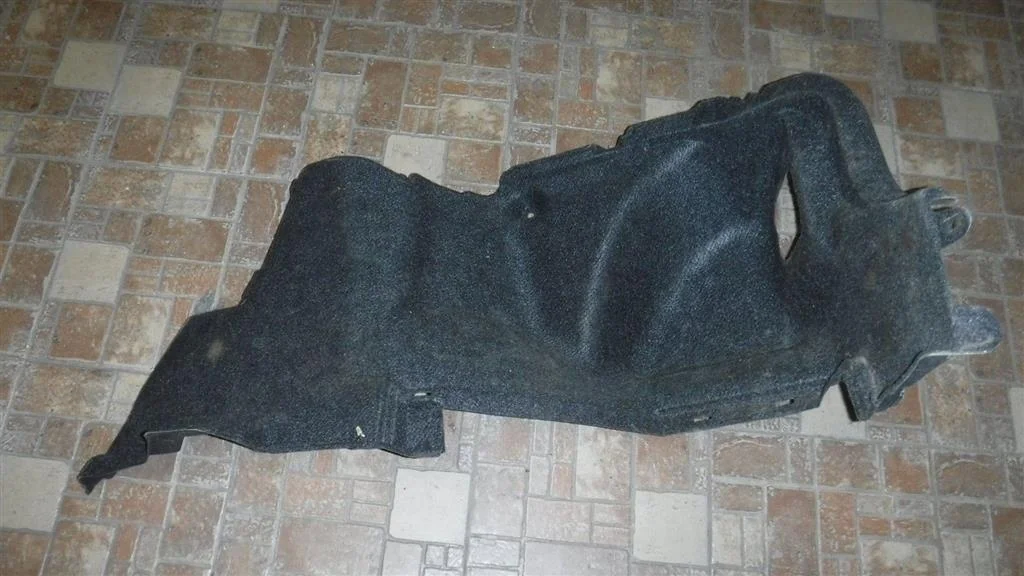 Обшивка багажника Toyota Corolla X (2006—2010)