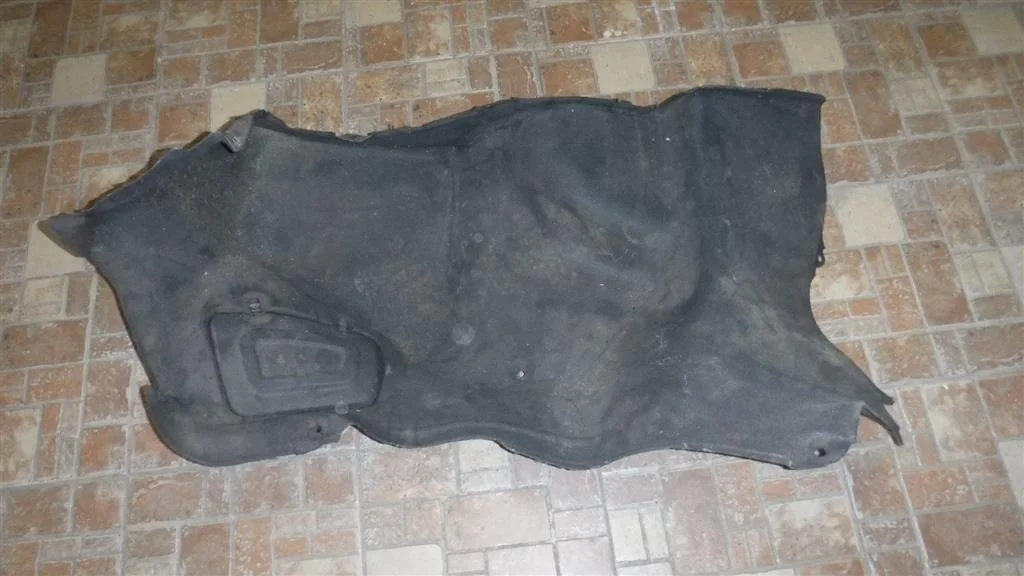 Обшивка багажника Hyundai Solaris I (2010—2014)