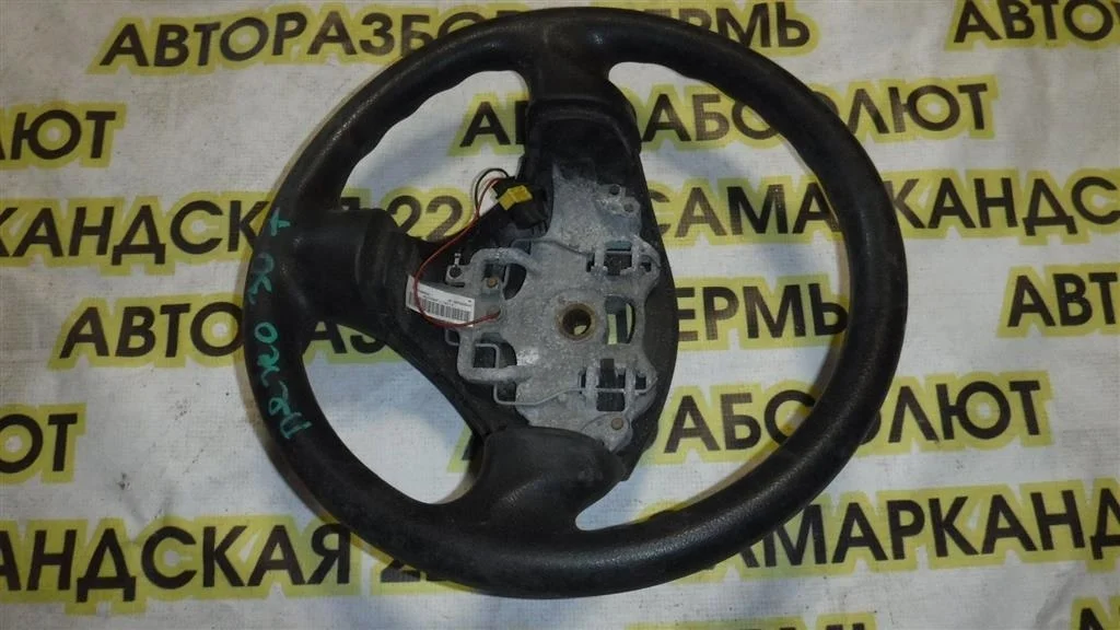 Рулевое колесо Peugeot 307 3C (2001—2005)