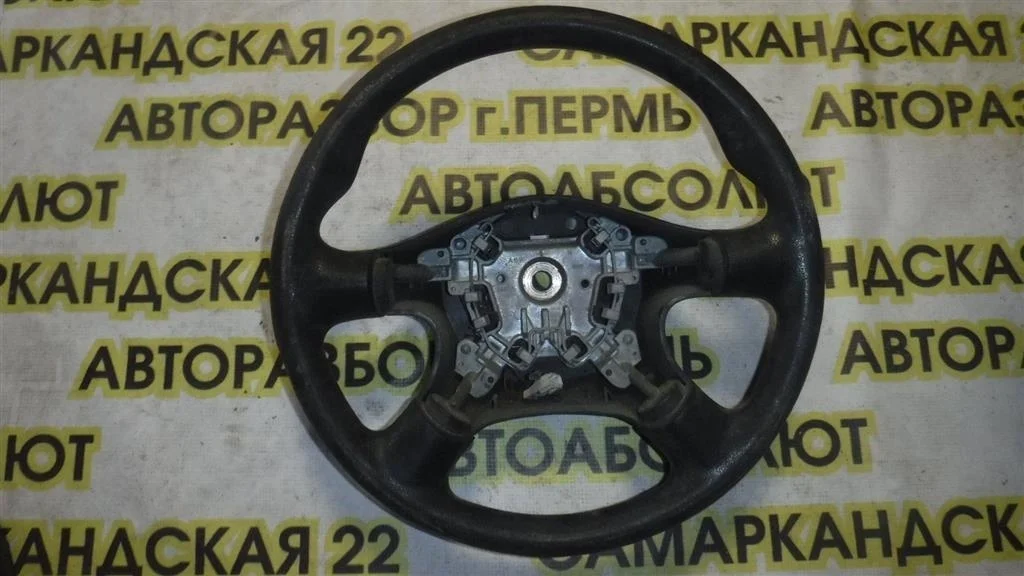 Рулевое колесо Nissan Almera N16 (2000—2003)