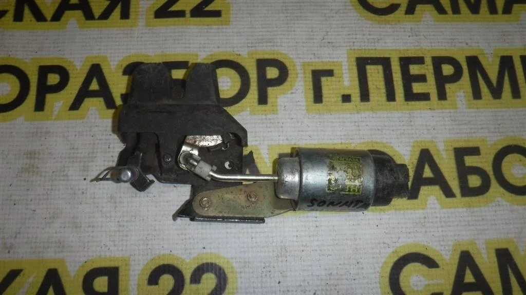 Замок багажника Hyundai Sonata IV рестайлинг (2001—2012)