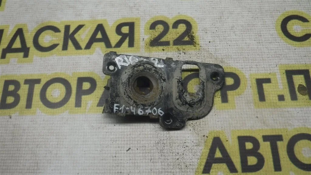 Замок капота KIA RIO II (2005—2009)