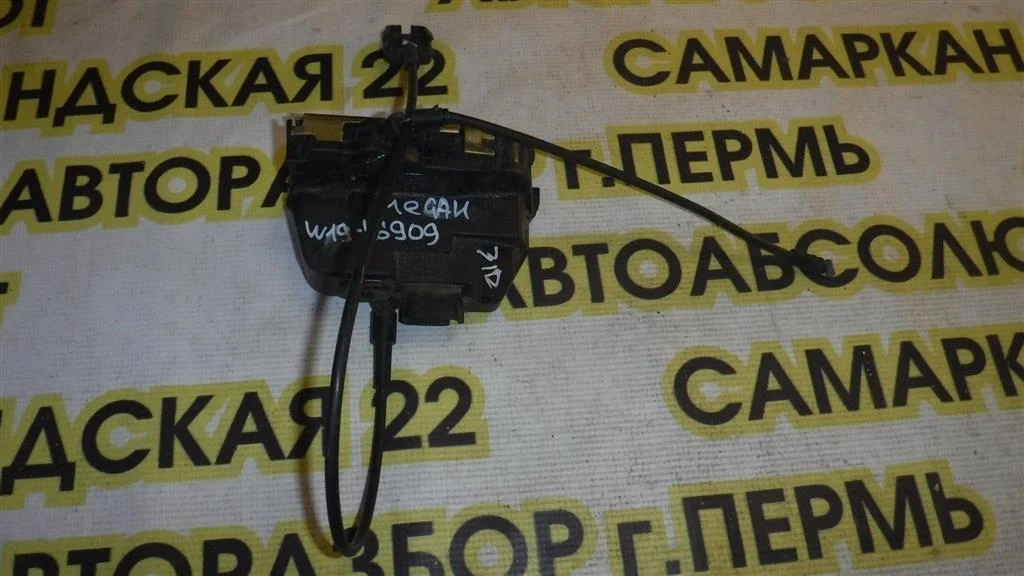 Замок двери задней правой Renault Megane II (2002—2006)