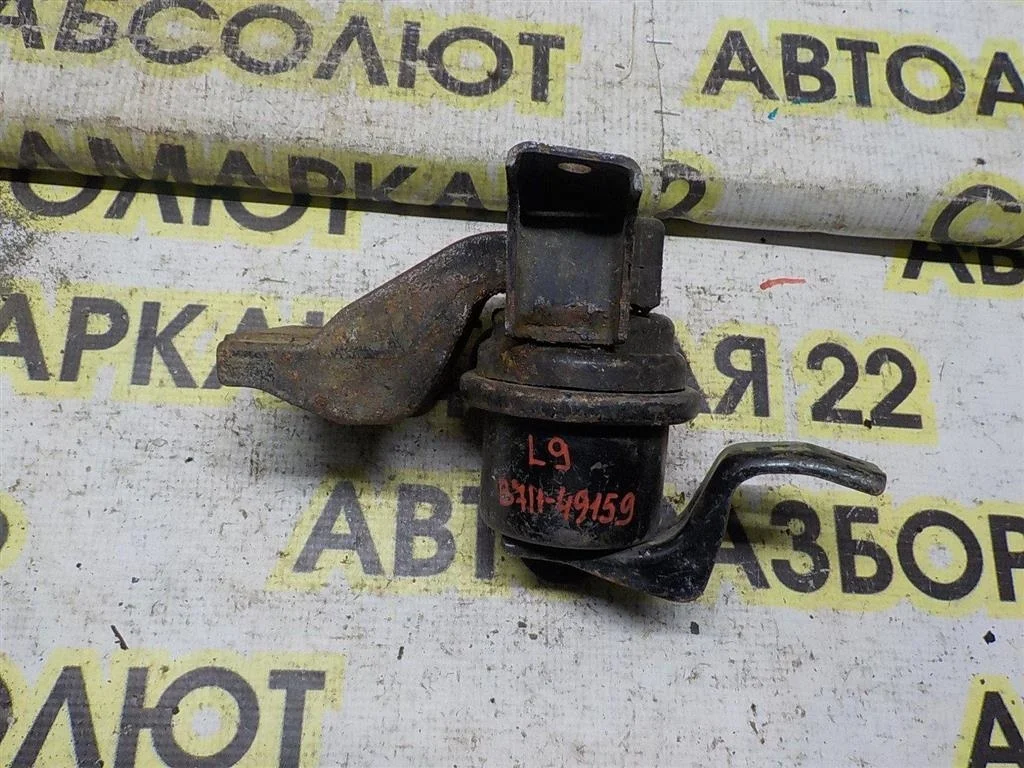 Опора двигателя правая Mitsubishi Lancer IX (2000—2007)