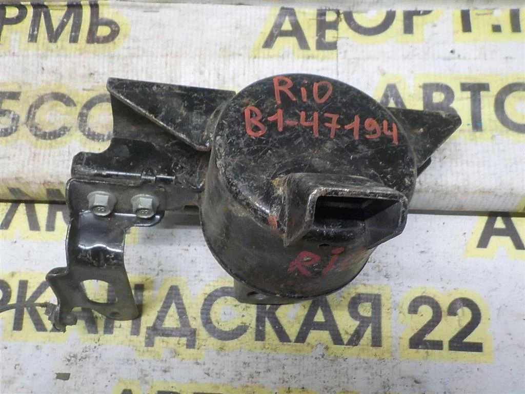 Опора двигателя левая KIA RIO II (2005—2009)