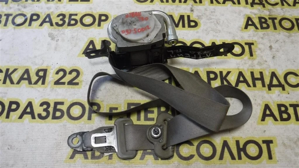 Ремень безопасности с пиропатроном Nissan X-Trail I (2000—2007)