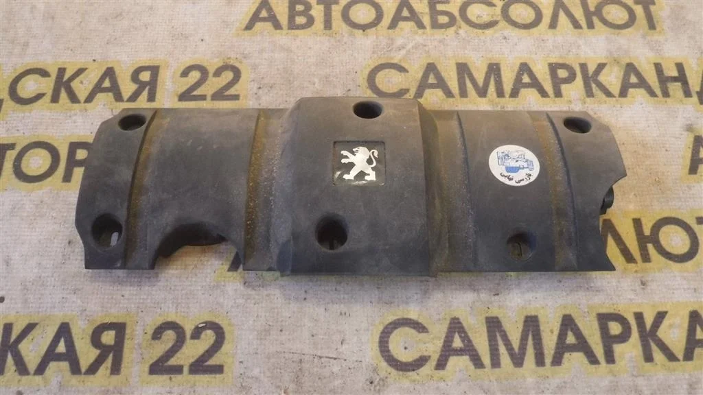 Накладка декоративная Peugeot Partner II (2008—2012)