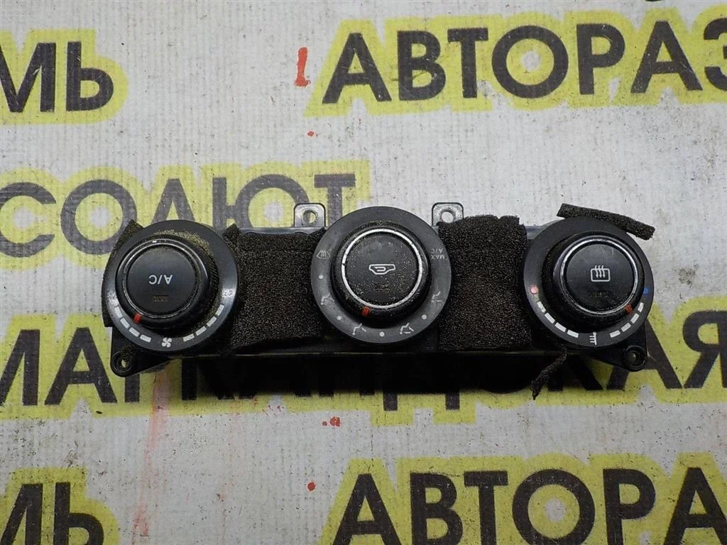 Блок управления печкой KIA Ceed ED (2006—2010)