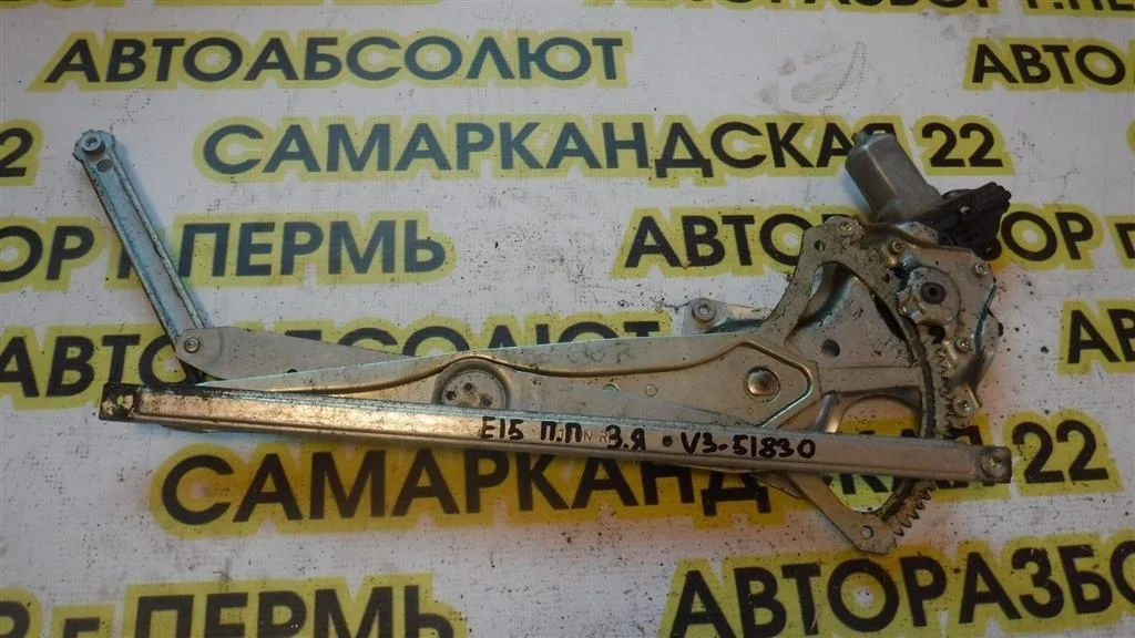 Стеклоподъемник электр. передний правый Toyota Corolla X (2006—2010)