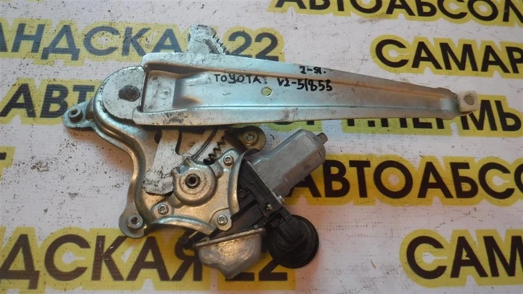 Стеклоподъемник электр. задний левый Toyota Camry XV50 (2011—2014)