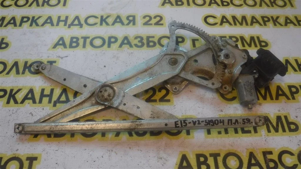 Стеклоподъемник электр. передний левый Toyota Corolla X (2006—2010)