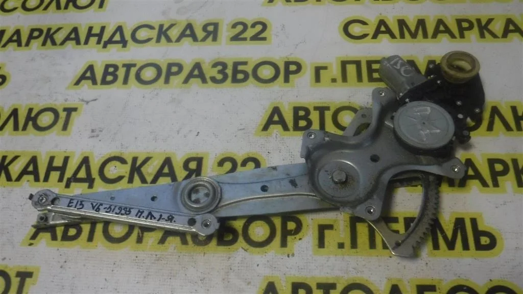 Стеклоподъемник электр. передний левый Toyota Corolla X (2006—2010)