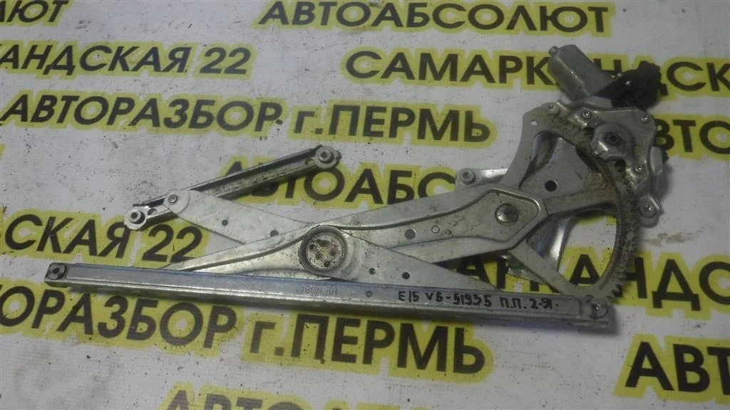 Стеклоподъемник электр. передний правый Toyota Corolla X (2006—2010)