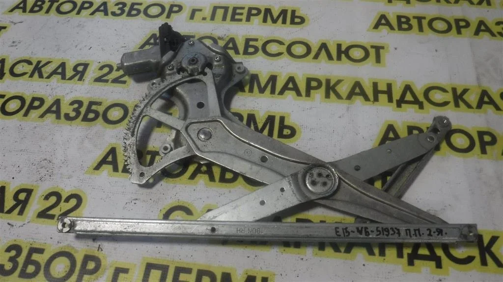 Стеклоподъемник электр. передний правый Toyota Corolla X (2006—2010)