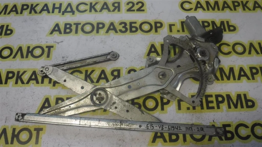 Стеклоподъемник электр. передний правый Toyota Corolla X (2006—2010)