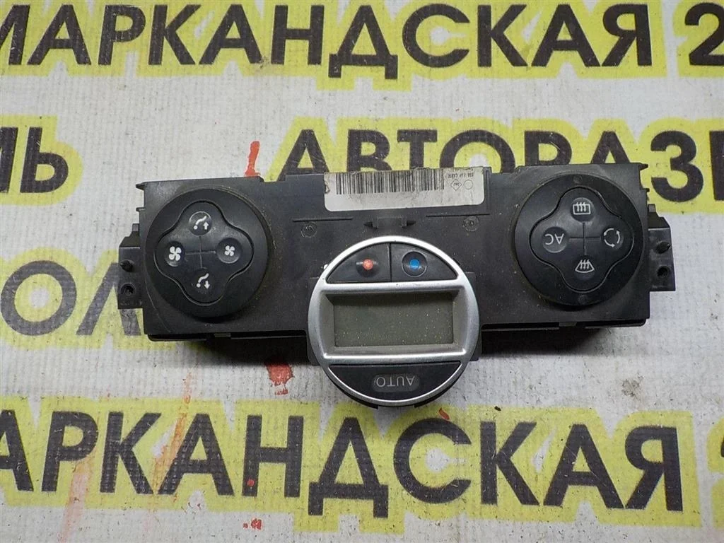 Блок управления климатической установкой Renault Megane II (2002—2006)