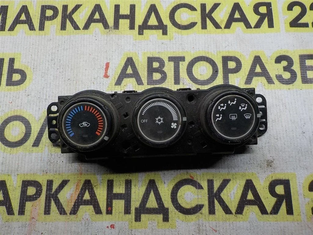 Блок управления печкой Mitsubishi Lancer X (2007—2010)