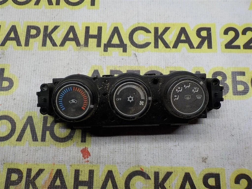 Блок управления печкой Mitsubishi Lancer X (2007—2010)