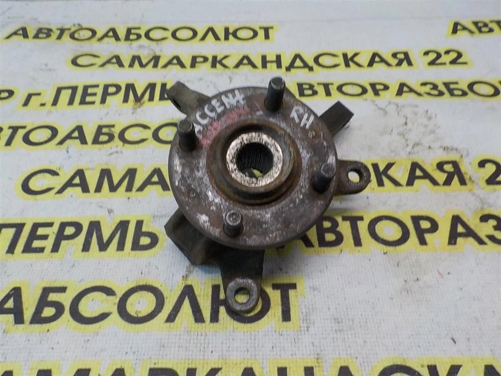 Кулак поворотный передний правый Hyundai Accent II (1999—2012)