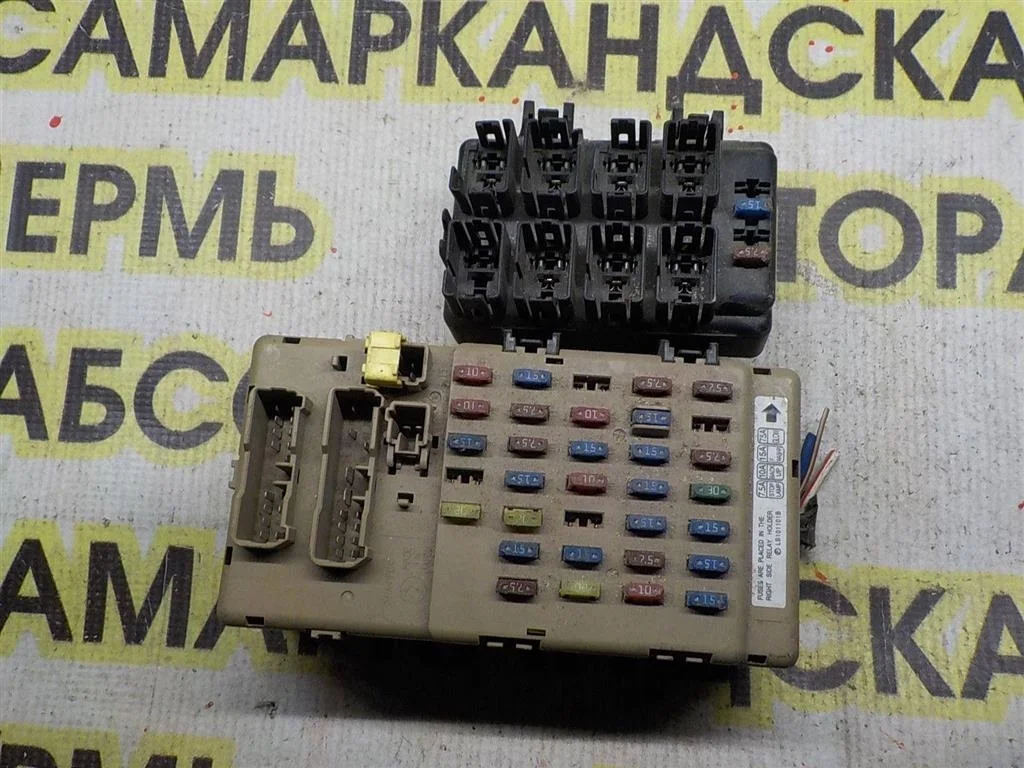 Блок предохранителей Subaru Forester SH (2007—2011)