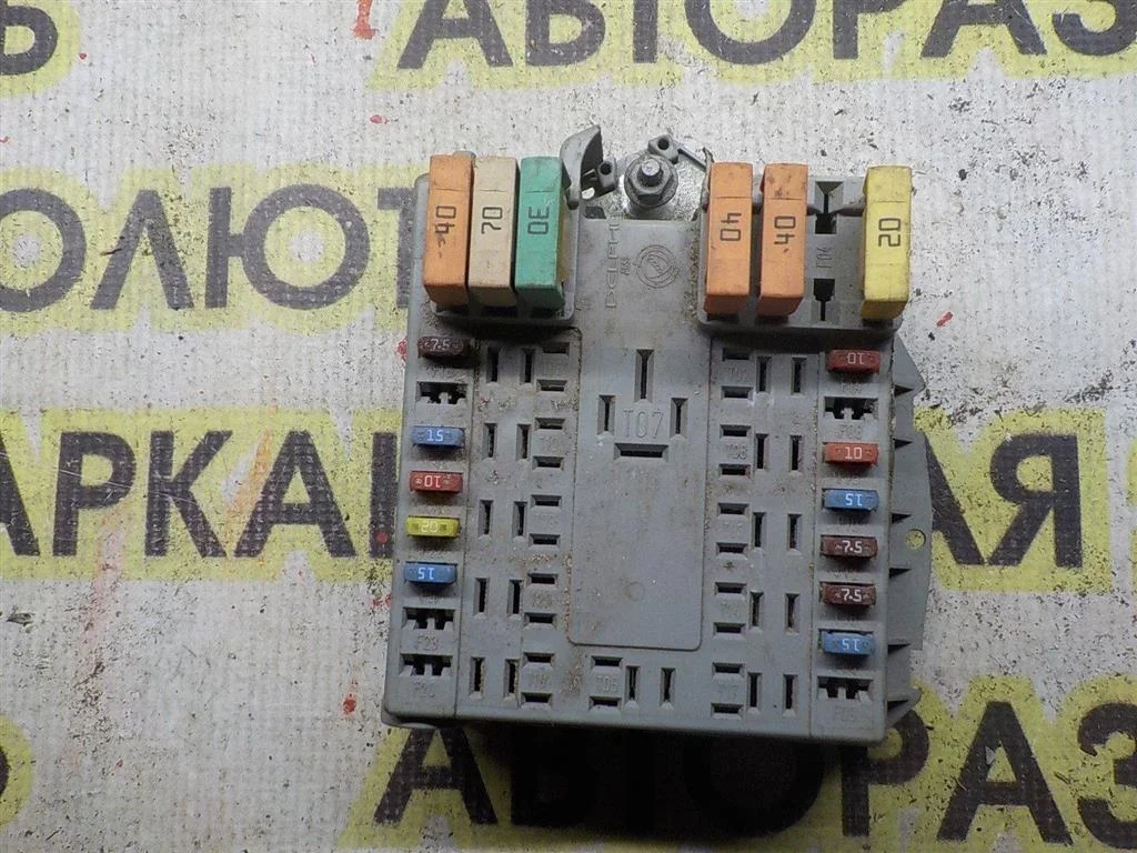 Блок предохранителей Fiat Albea I рестайлинг (2005—2012)