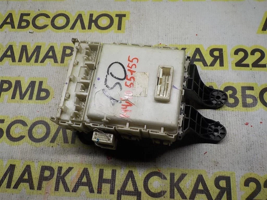 Блок предохранителей Toyota Corolla X (2006—2010)