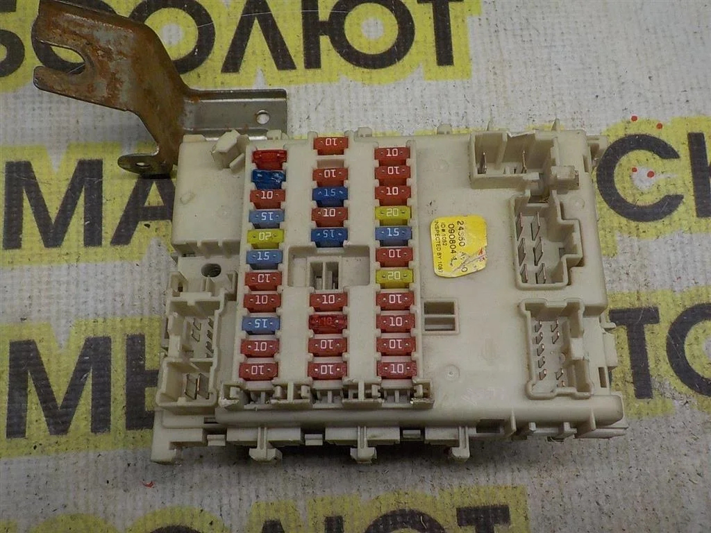 Блок предохранителей Nissan Primera P12 (2001—2008)