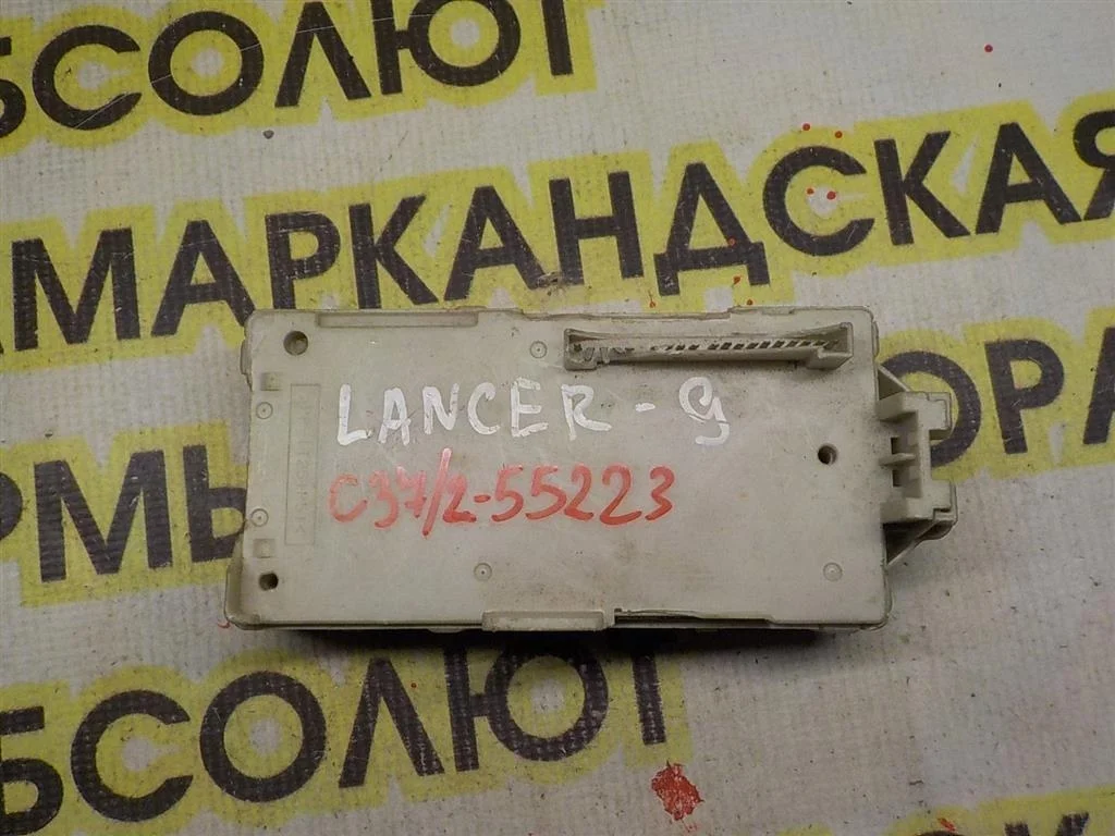 Блок предохранителей Mitsubishi Lancer IX (2000—2007)