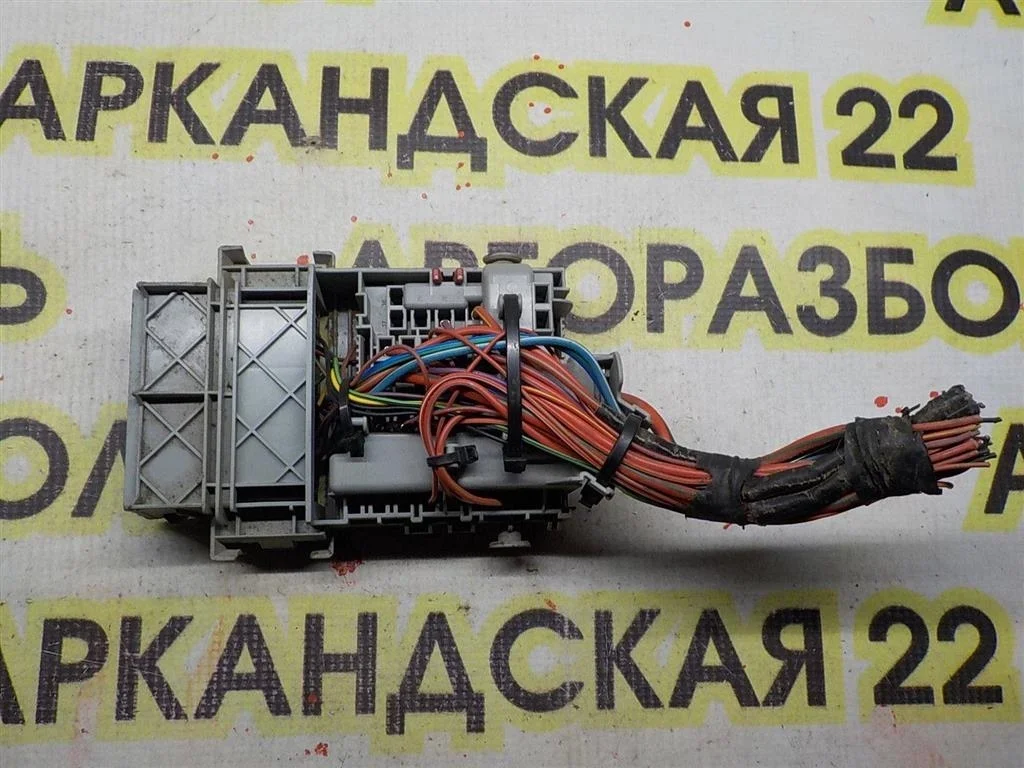 Блок предохранителей Opel Astra J (2009—2012)