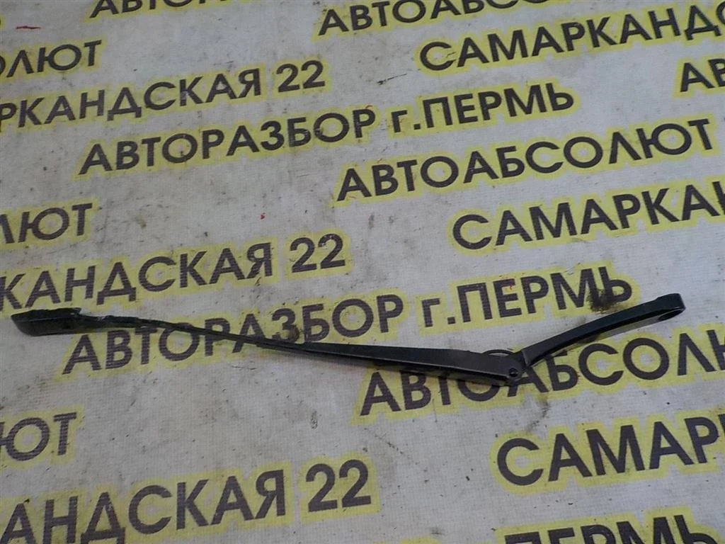 Поводок стеклоочистителя передний левый Volkswagen Jetta VI (2010—2015)