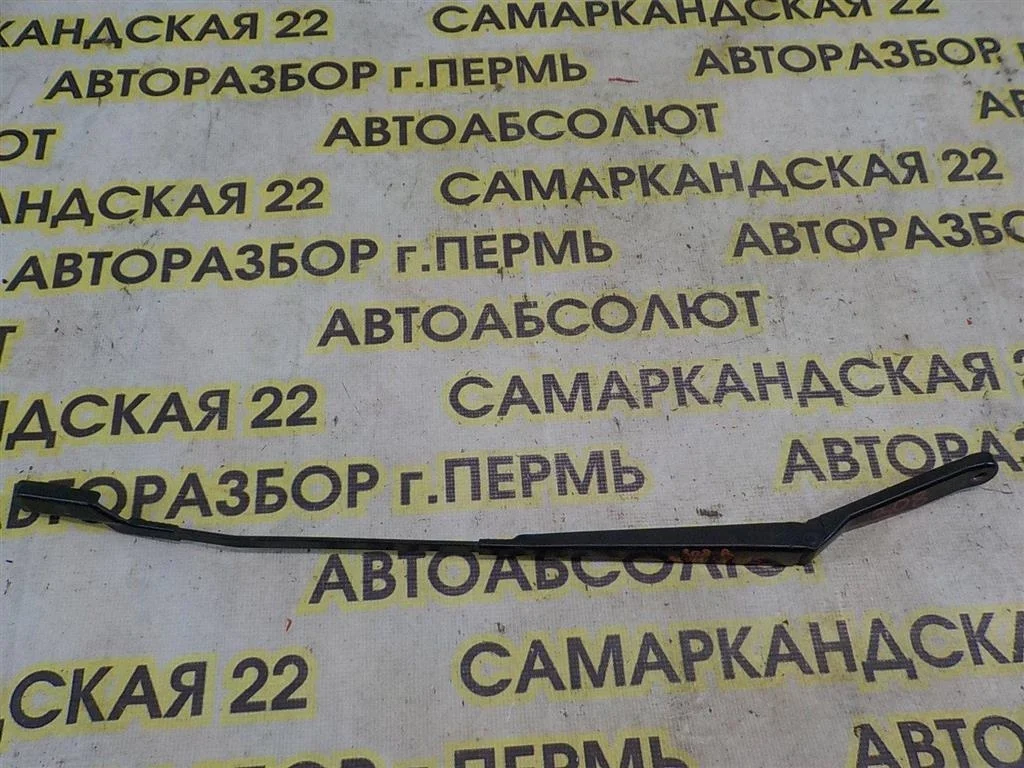 Поводок стеклоочистителя передний левый Peugeot 308 I (2007—2011)