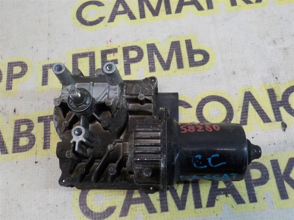 Моторчик стеклоочистителя передний Volkswagen Passat CC B6 (2008—2012)